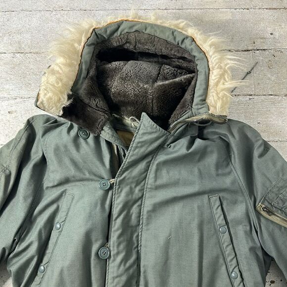 Vintage Military Faux Fur Hooded Cold Weather Parka Jacket - Picture 3 of 9